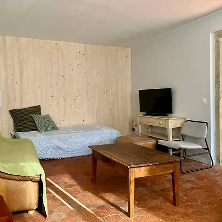 Holiday home Maison De Campagne Chezy-Sur-Marne